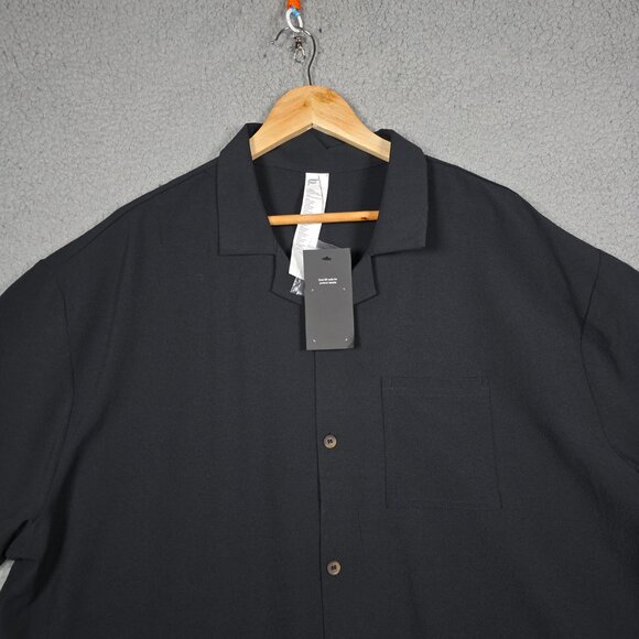 Fabletics Camp Shirt Men Size 2XL Black Open Collar The Cabana Button Down NWT - Picture 2 of 8